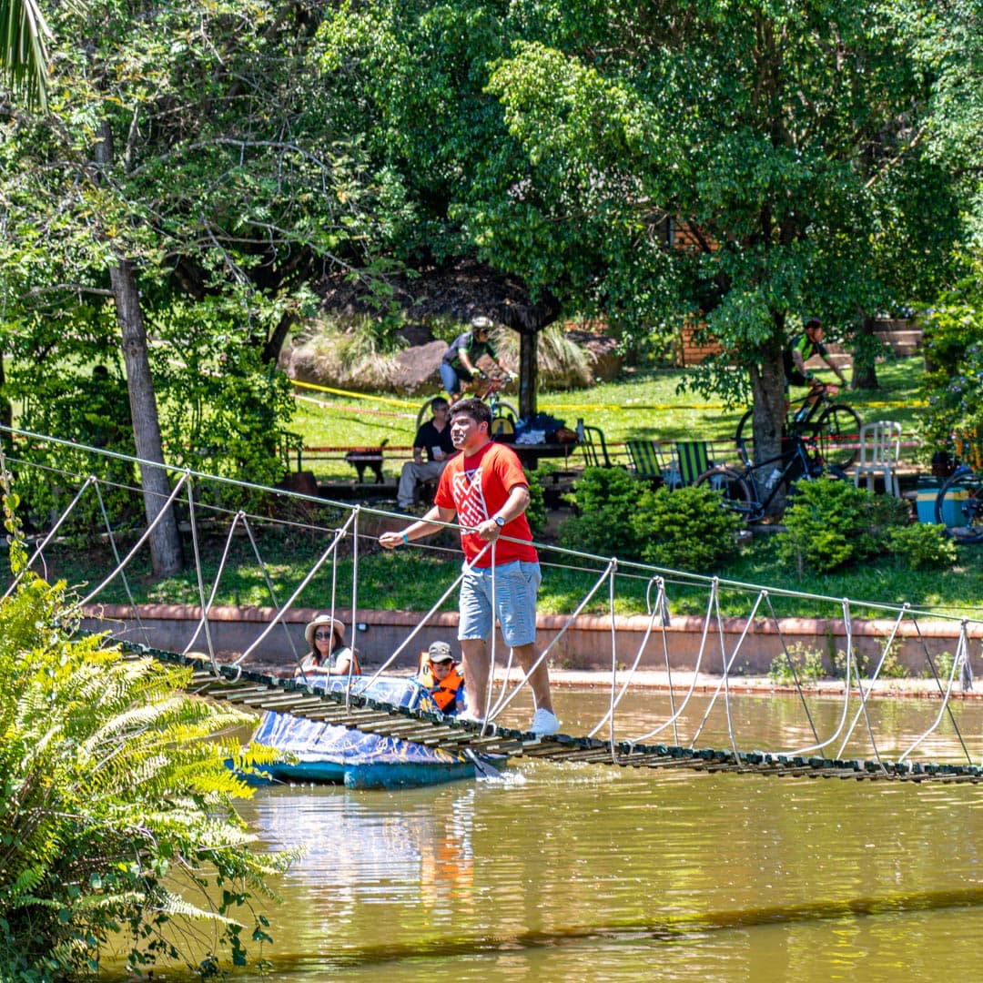 Puente Colgante del Resort